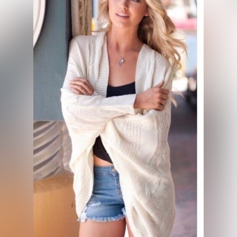 Military hippie cream oversized cable knit poncho style cardigan one size nwt
